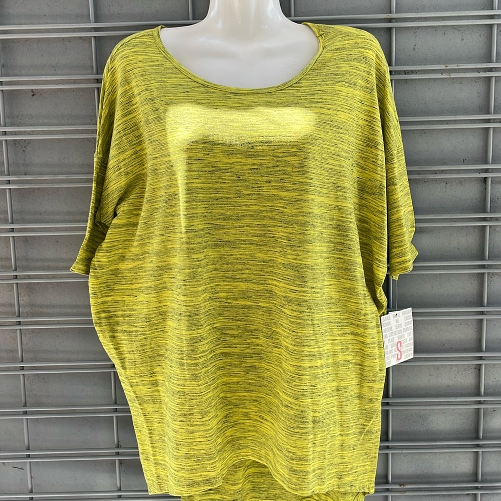 LulaRoe Yellow Microstriped Irma Tunic Top-0920